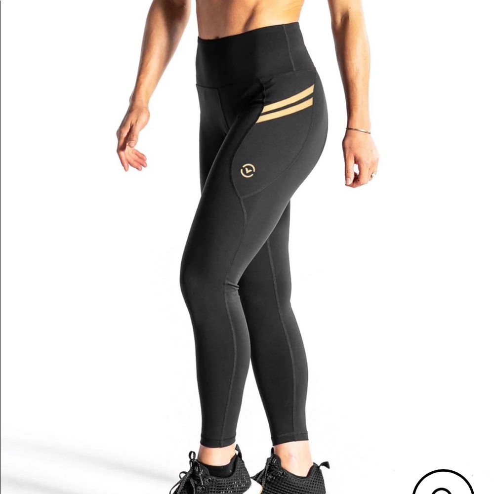 Virus Eau7 Tech Pants - image 5